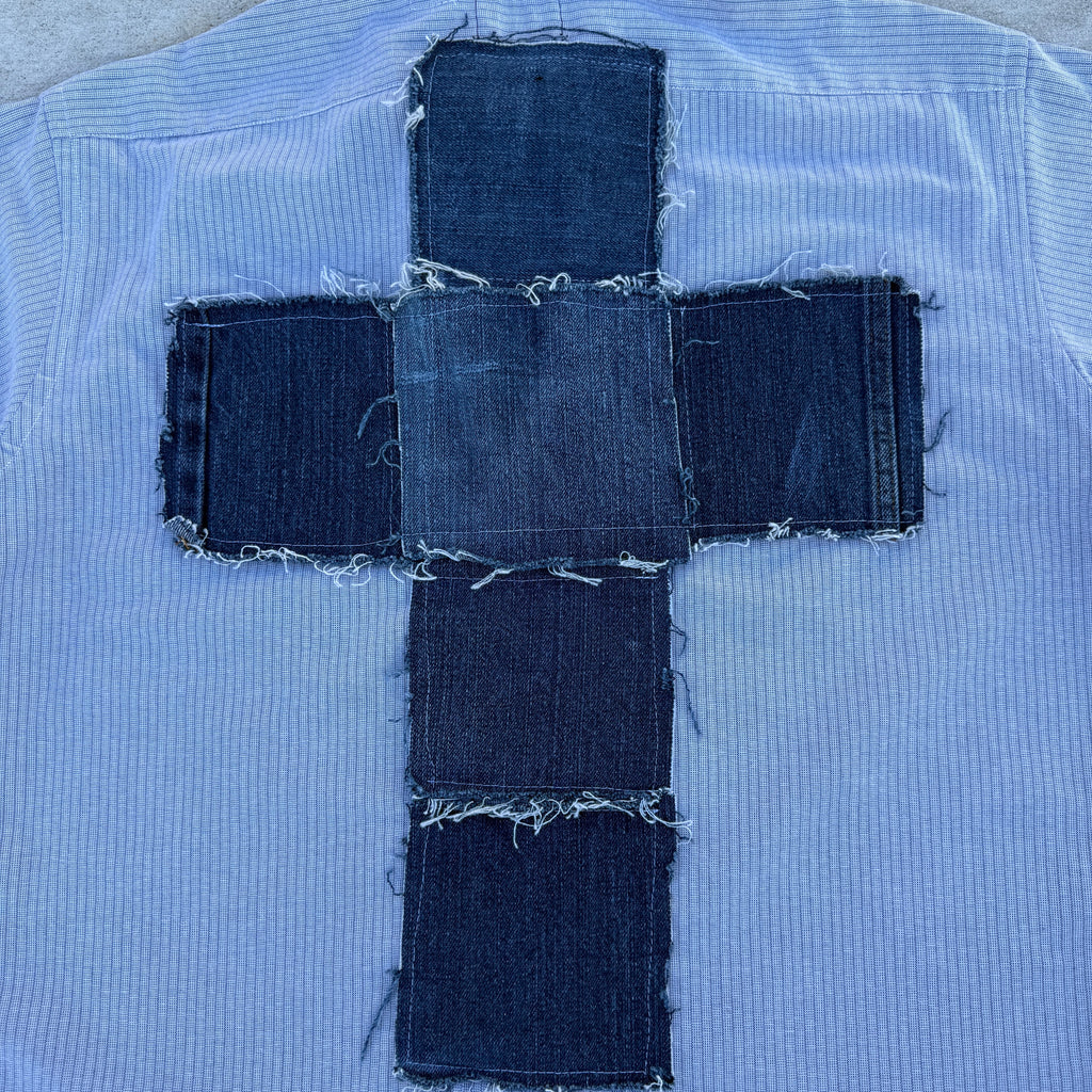 008 "Your Cross" Cropped Flannel Short Sleeve Strip Blue - L