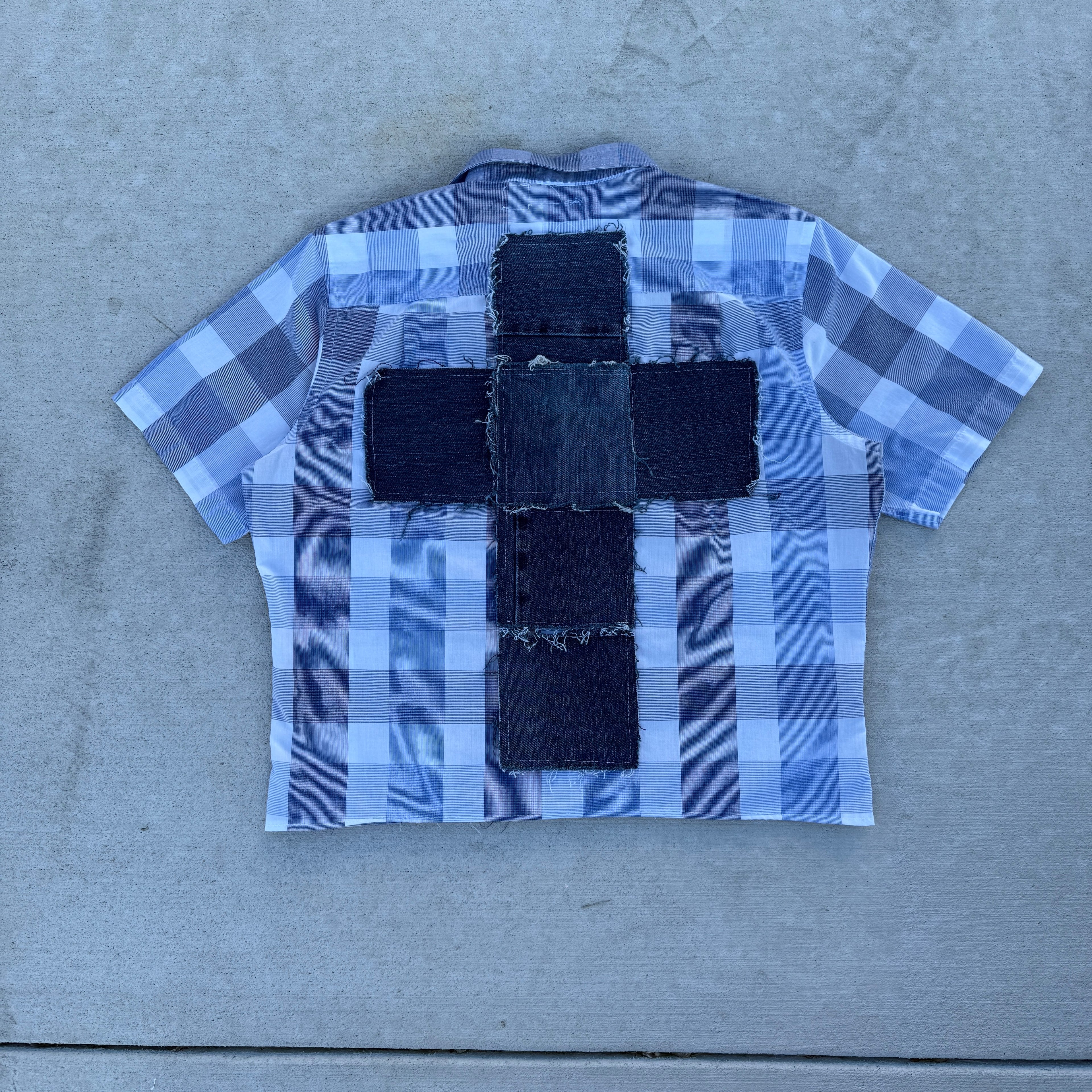 007 "Your Cross" Cropped Flannel Short Sleeve Blue Plaid - L